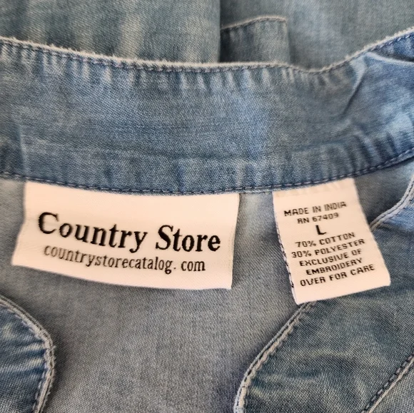 Country Store Denim Embroidered Long Roll Tab Sleeve Mocked V- Neck  Size L - Picture 5 of 5